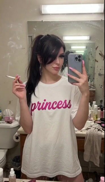 BAD GIRLS  "PICKY"