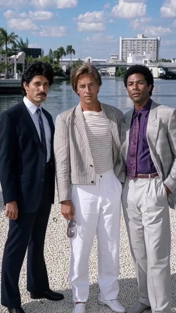 MIAMI BLUES  "FBI"