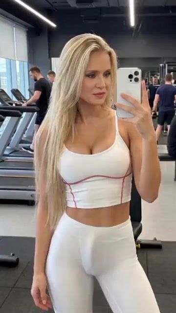 BAD GIRLS  "STAY IN SHAPE"